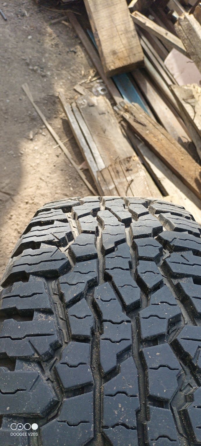Nokian r16 275/65