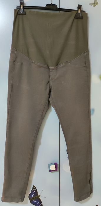 Pantaloni pentru gravide
