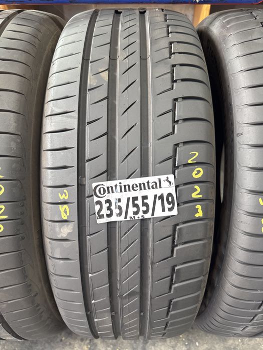 235/55/19 Continental