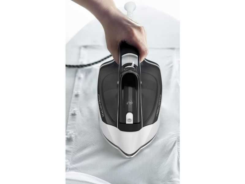 Парна Ютия Rowenta DX1530 Effective 2 - Мощна и Лесна за Работа