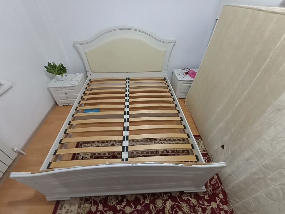 Кровать б/у 30 000 тг.