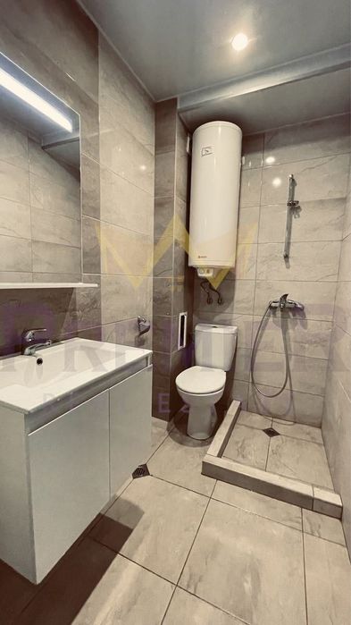 Дава се под наем Двустаен апартамент в Варна, Колхозен пазар - 50 кв.м за 408 € - Снимка #5