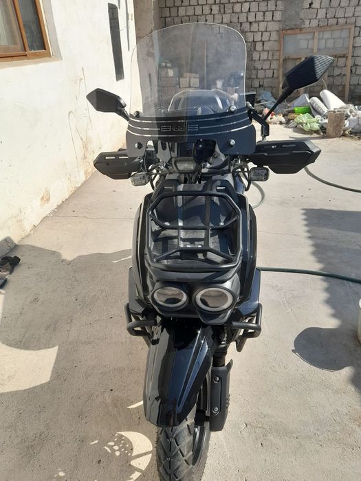 Skuter tank solatiladi