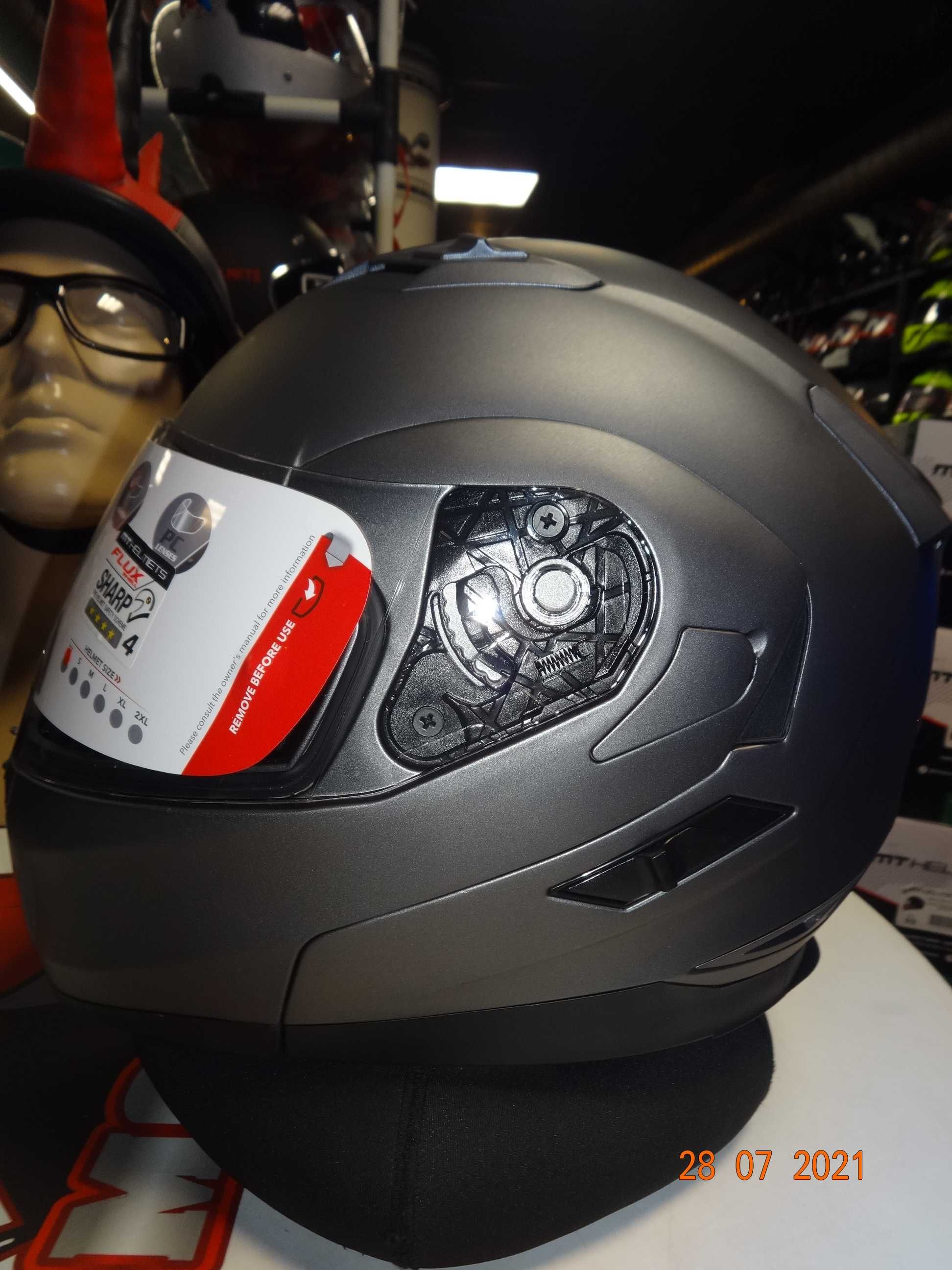 каска MT Helmets каска FLUX SV модуларна мото каска тъмни очила