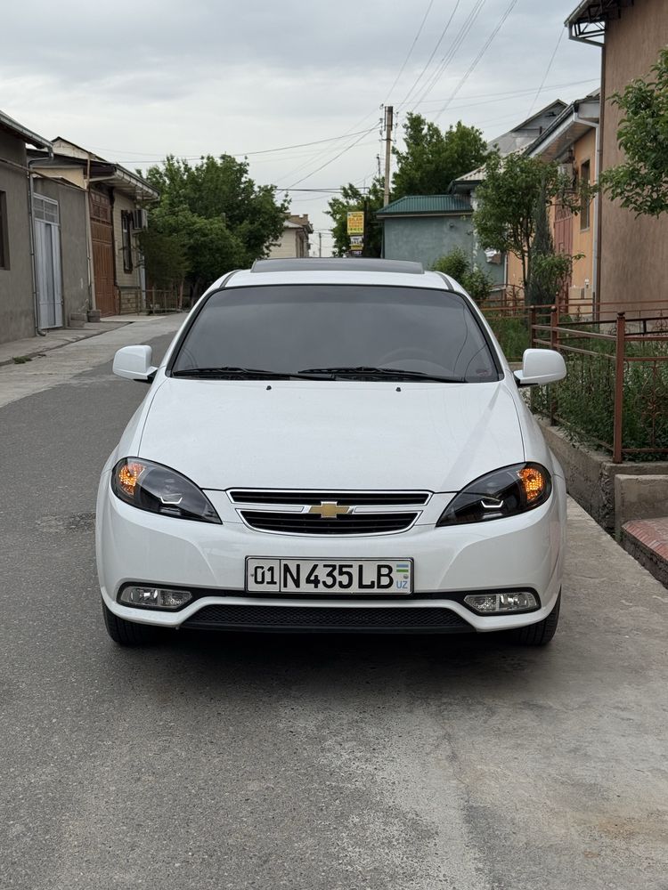 Jentra bi led fara amerikanka stil