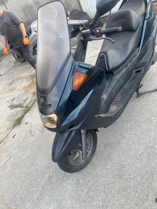 Yamaha majesty 250