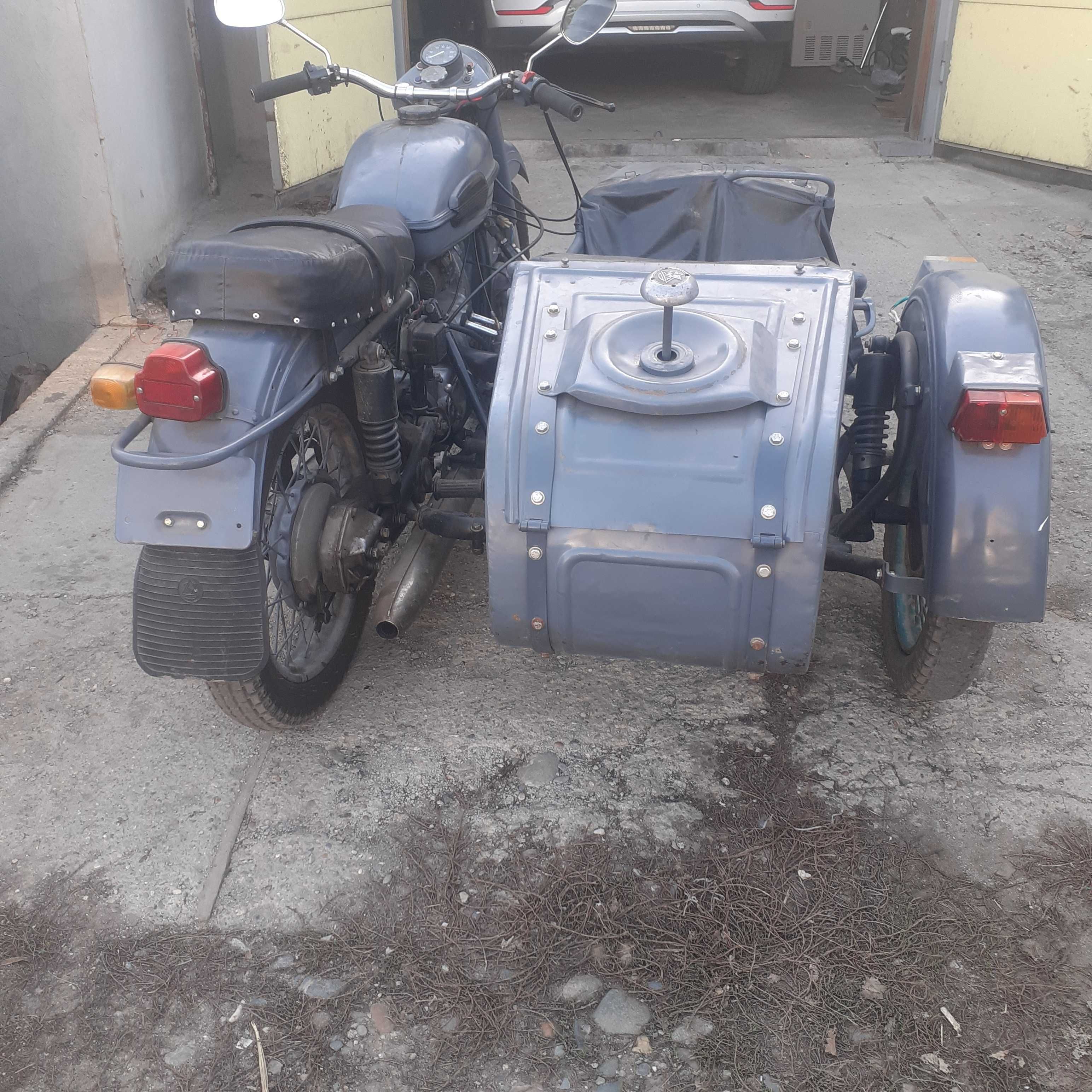 Продам мотоцикл Урал