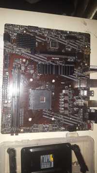 Placa de baza Msi a520