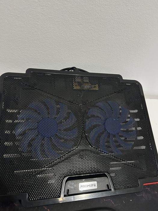 Laptop, Tastatura si mouse