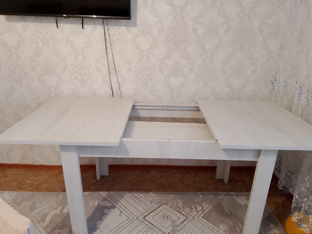 Продам стол новый не использованный