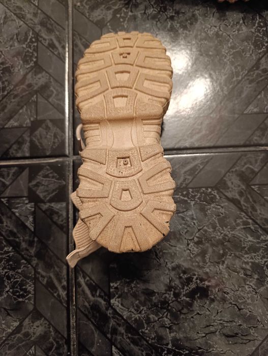 Боти тип маратонка