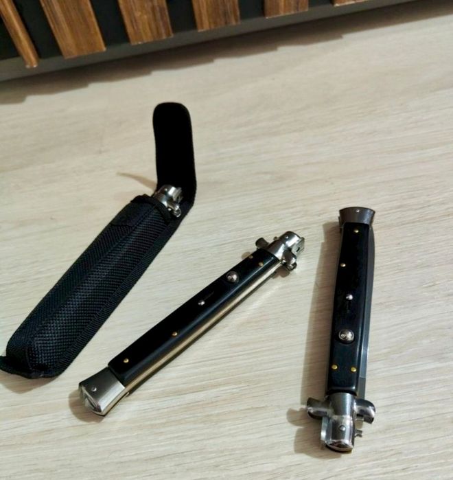 Stileto italian , negru 34cm ( briceag automat cu buton și blocator