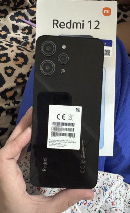 Срочно продам Redmi 12 8/256