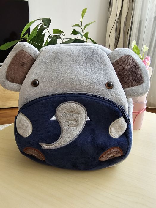 VÂND Ghiozdan Nou preșcolari