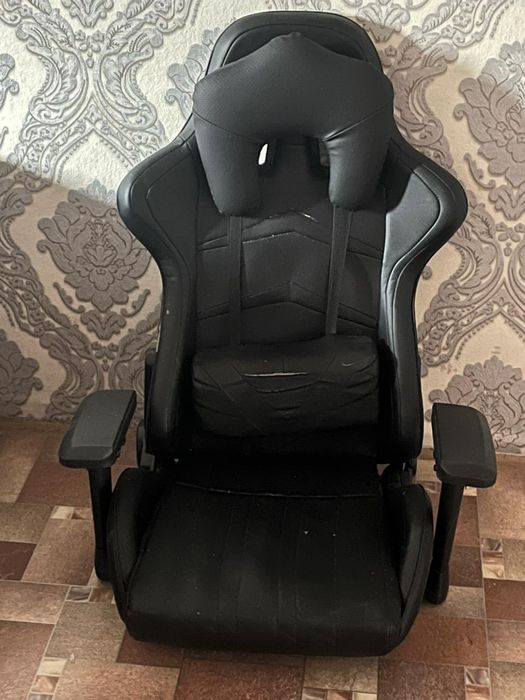 Продам игровое кресло