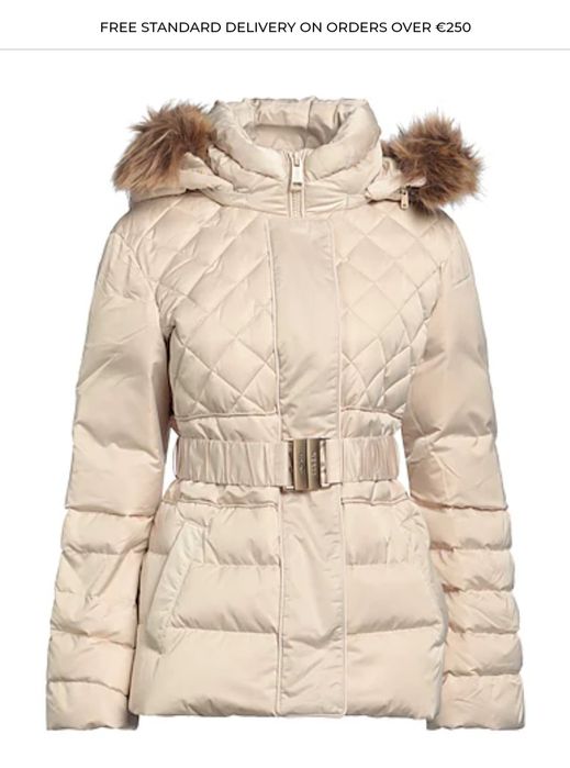 Geacă cu puf GUESS originală - cu finisaj impermeabil, rezisten