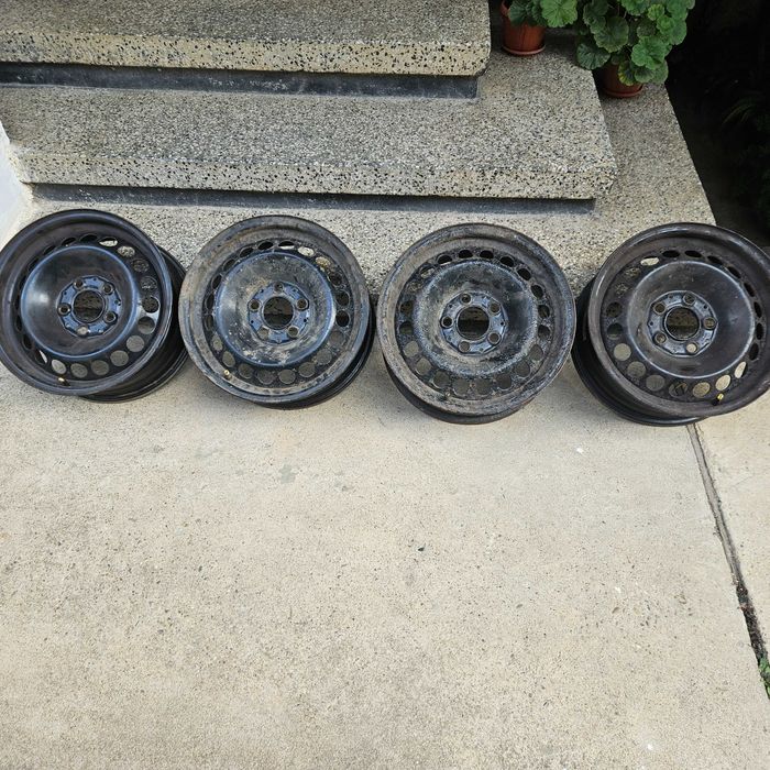 Железни джанти, 20 броя болтове към тях и тасове w203 Mercedes