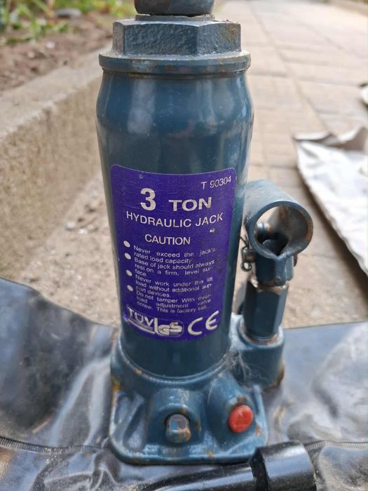 Бусови крикове и комплекти