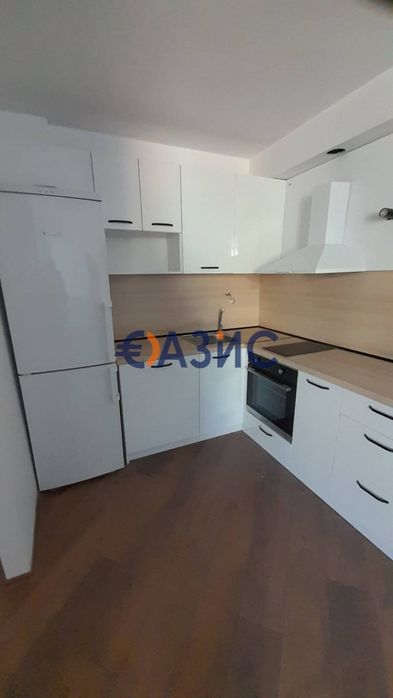Продава се Тристаен апартамент в к.к. Слънчев бряг - 76 кв.м за 1028 €/кв.м - Снимка #1