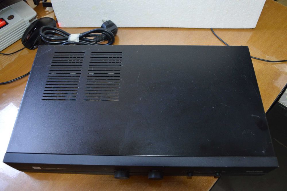 Amplificator JBL Sound Effects Director