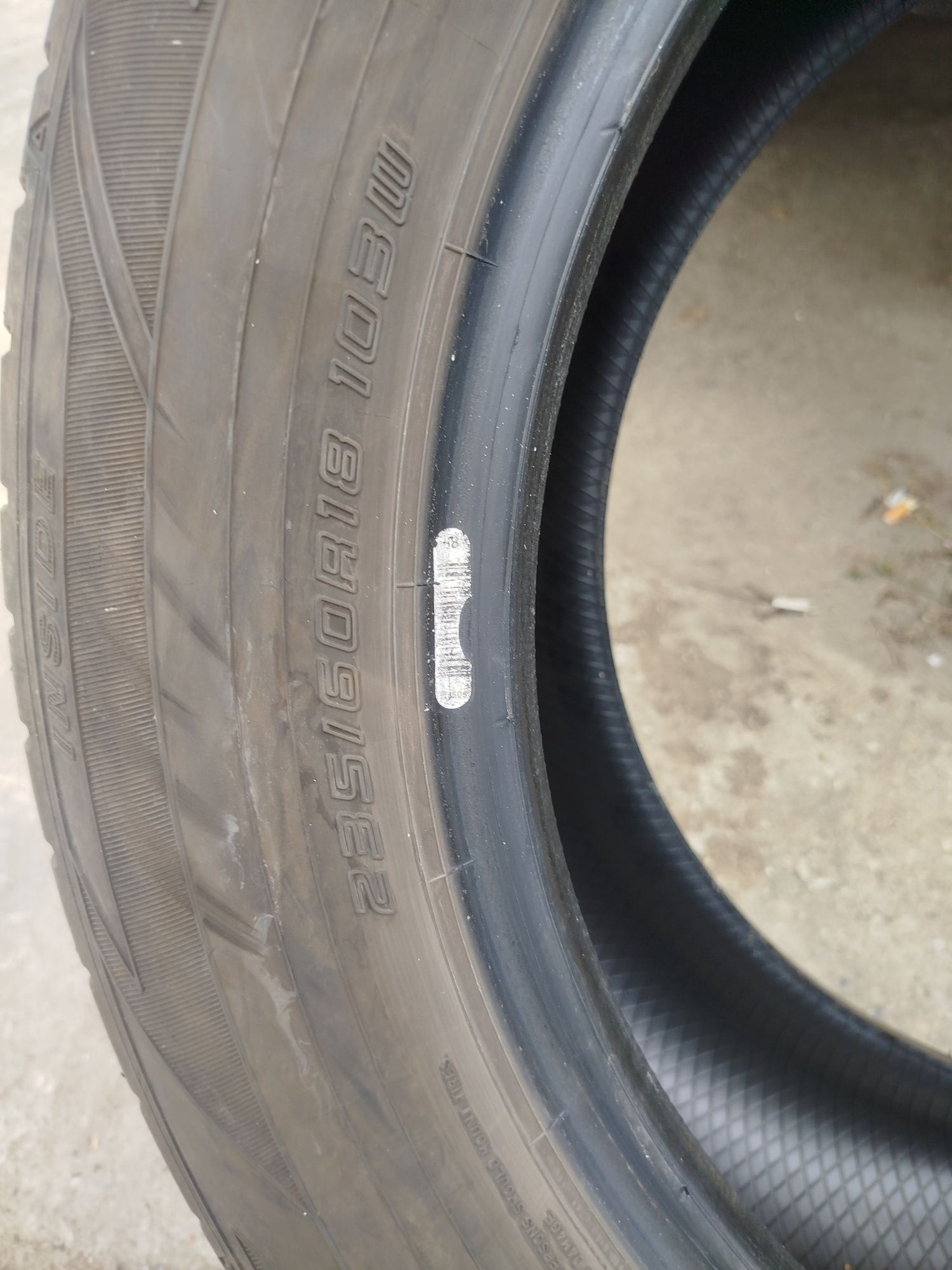 Гуми 235/60/r18 dot 21