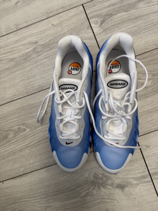 Adidasi nike Dn nr 42.5