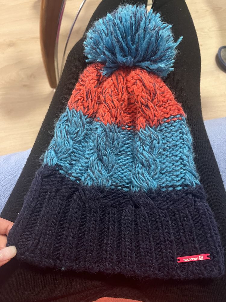Дамска шапка SALOMON