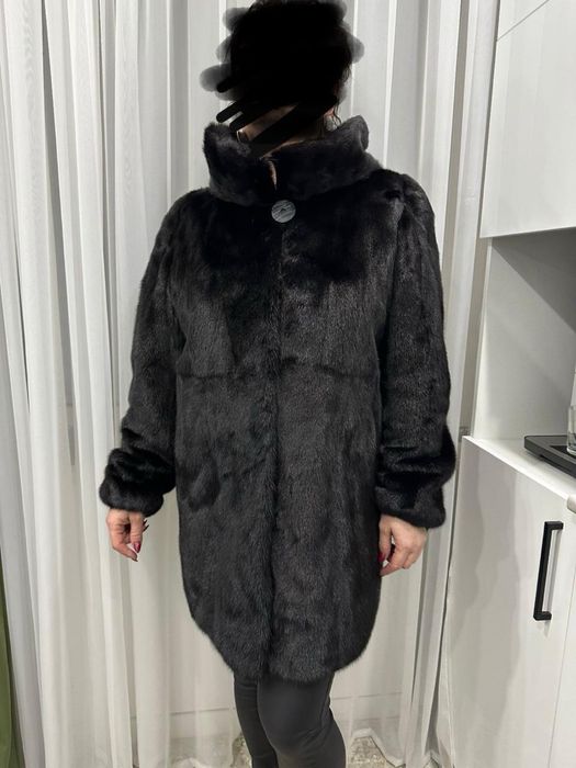 Продам норковую шубу