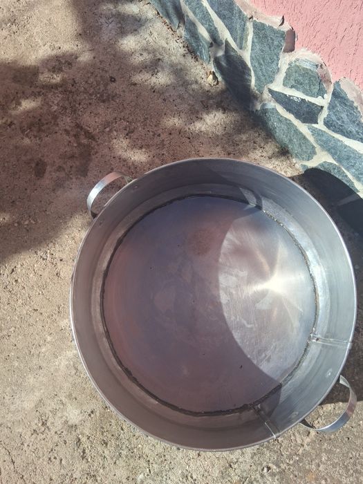 Продавам тава за лютеница