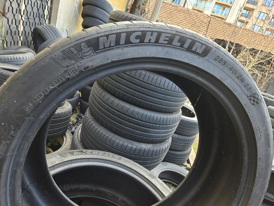 2бр. 285 40 23 Michelin летни.