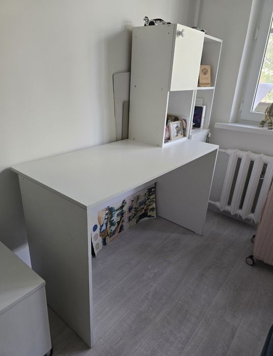 Рабочая парта белая