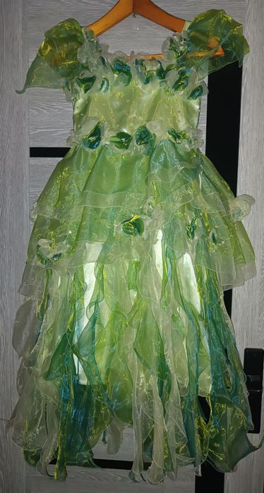 Нарядное платье для девочки