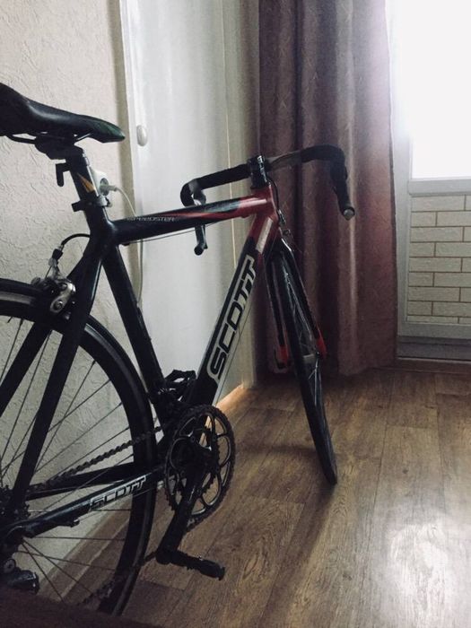 Продаю шоссейный велосипед scott speedster