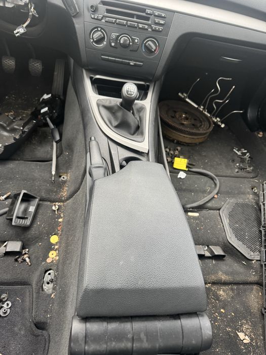 Cotiera bmw seria 1 E 87