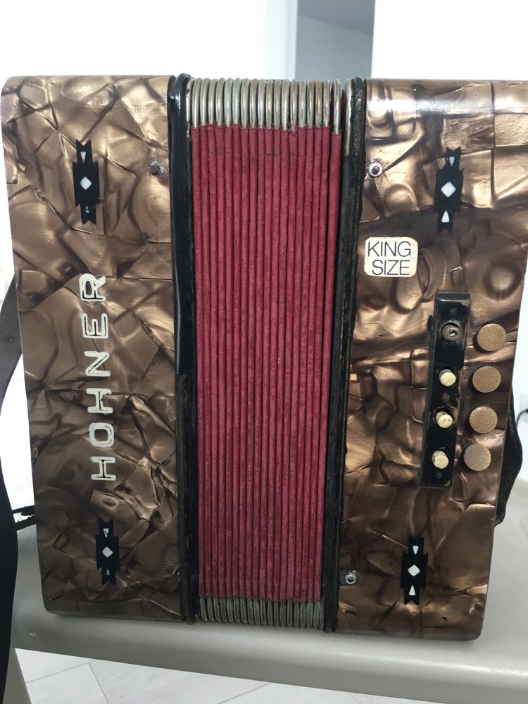 Acordeon - armonica  Hohner