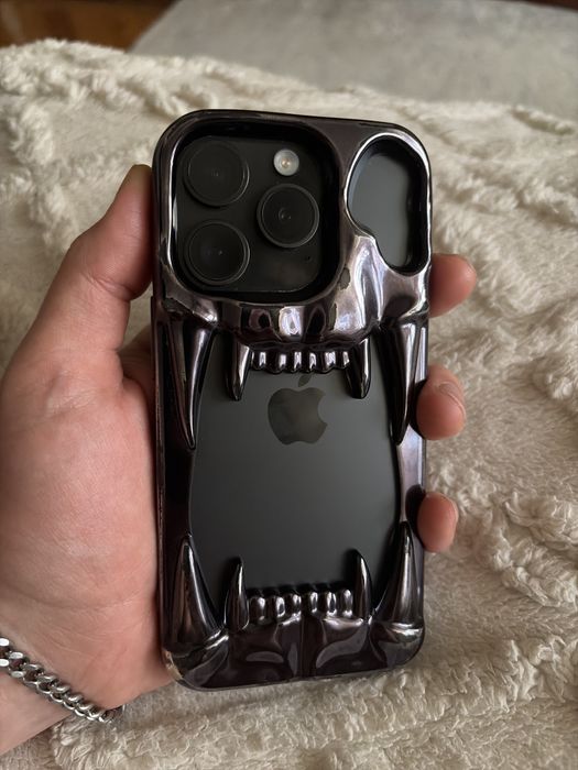 Продам Iphone 15 pro