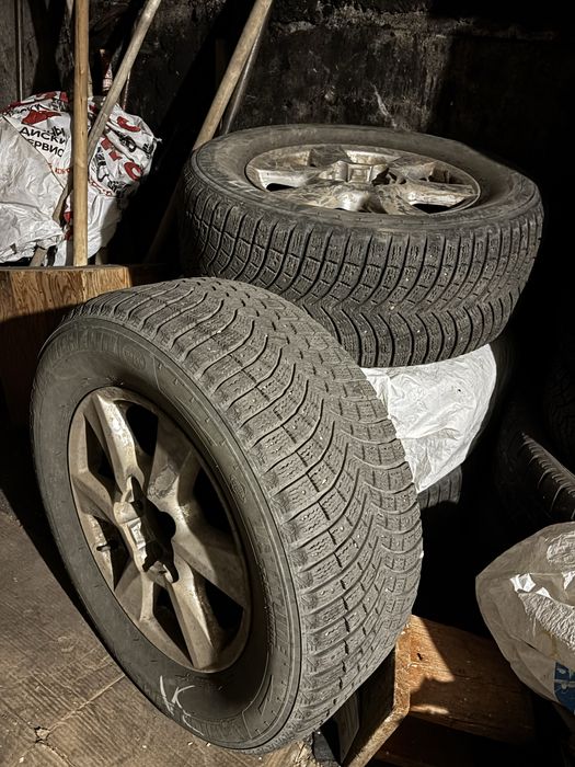 Шины зимние с дисками 285/60/18