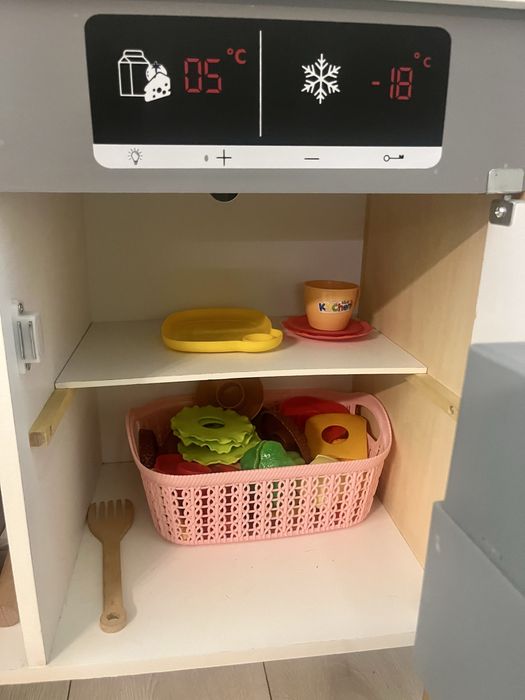 Детска дървена кухня Лидл Lidl + аксесоари, готварска престилка