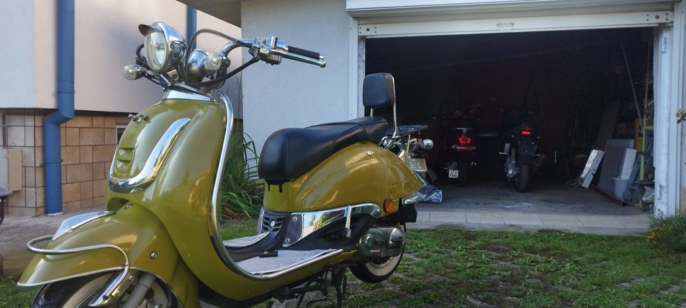 Znen Cruiser 50cc 4T Жабока на жена ми