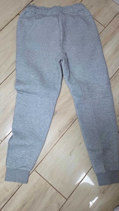 Pantaloni Nike Tech Fleece originali M