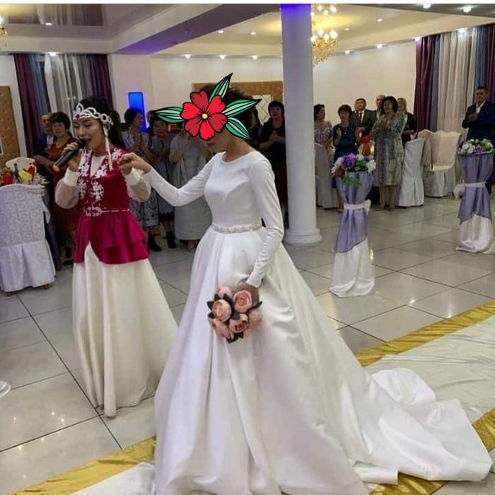 Свадебное платье