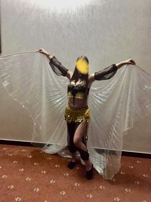 Vand urgent costume pentru dansatoare