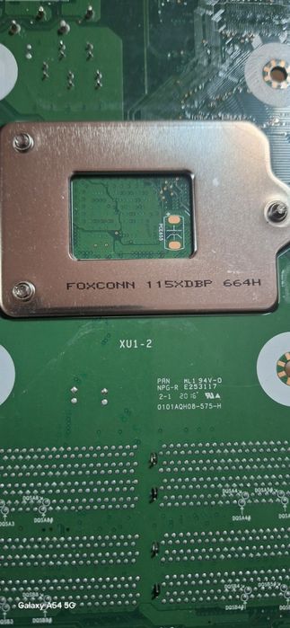 Placi de baza PC,Foxconn si una Lenovo