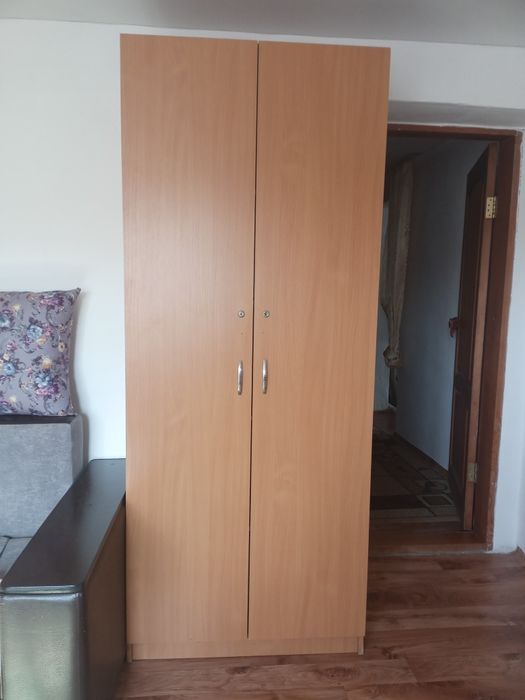 Продам шкаф в хорошем состоянии
