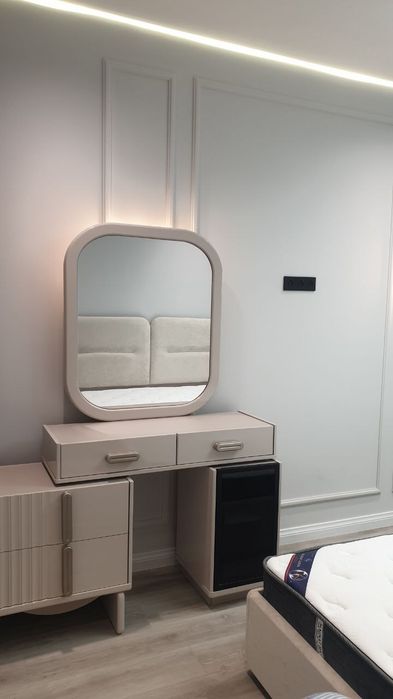 Новостройка сотилади 3/4/6. 90 м². Янги евро ремонт. Метро Беруни.