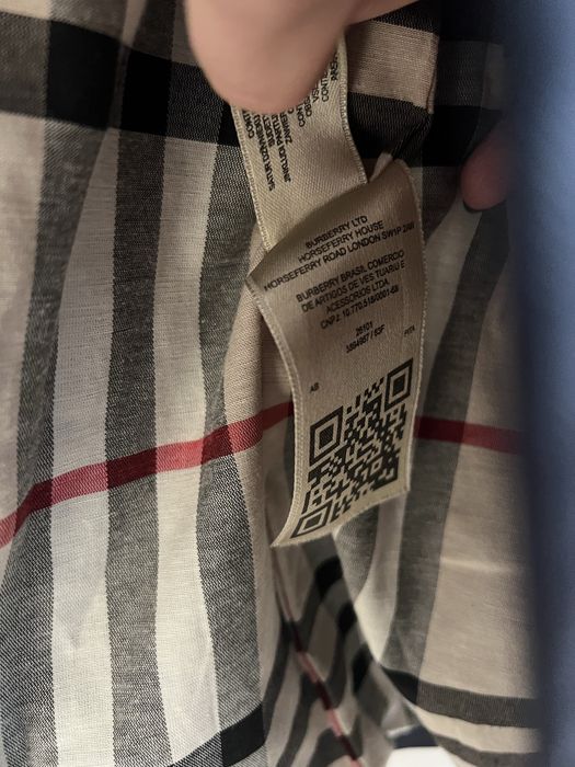 Тренчкот Burberry в тъмносин цвят