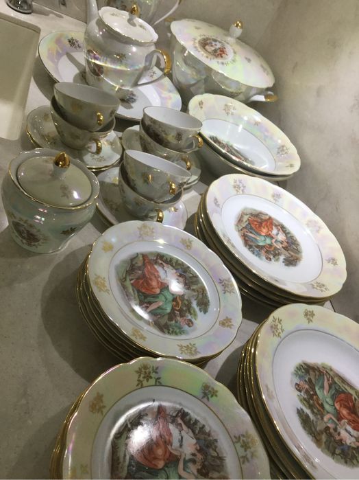 Продам чайно- столовый сервиз Мадонна ГДР ( Германия)