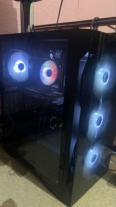 Пк с монитром, клавиатурой и мышкой