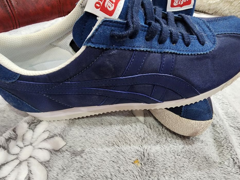 Adidași Asisc  Tiger Corsair