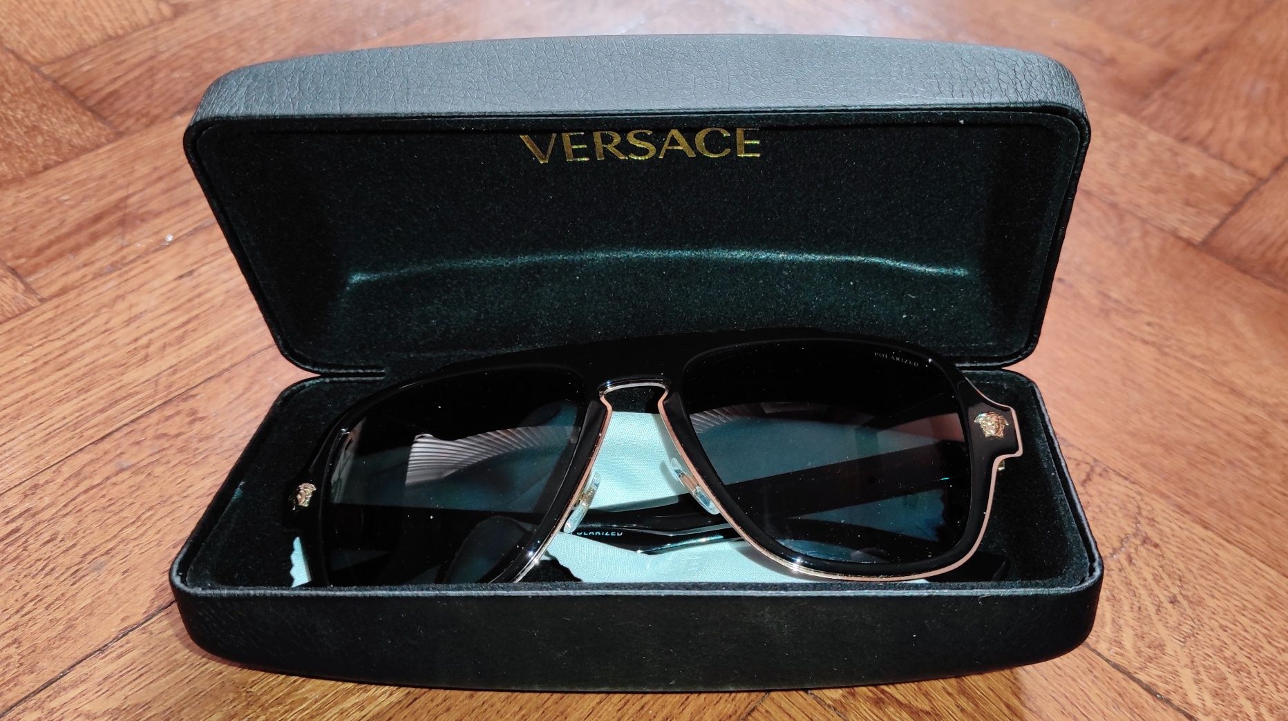 Versace Слънчеви очила
